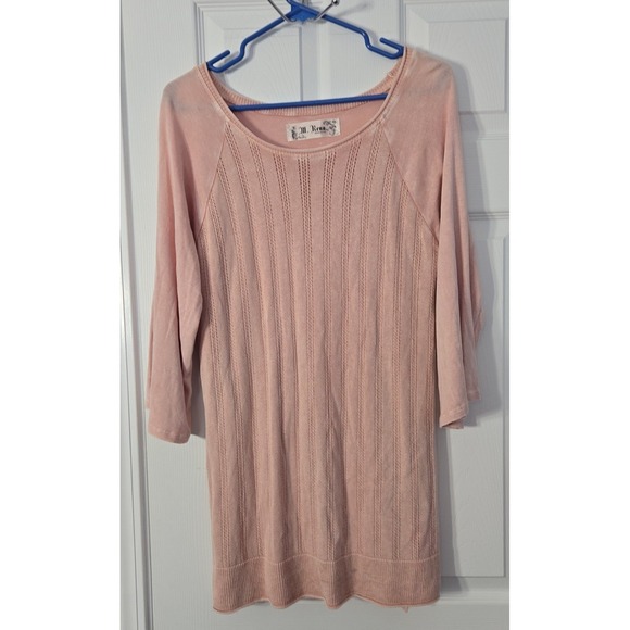 M. Rena Sweaters - M. Rena  Womans Sweater Top Extra Long Size‎ Medium